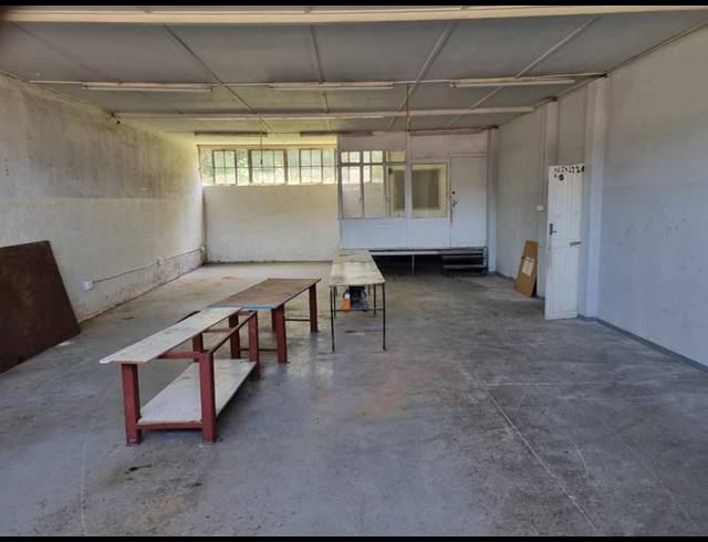 INDUSTRIAL PROPERTY TO RENT IN MERRIVALE
